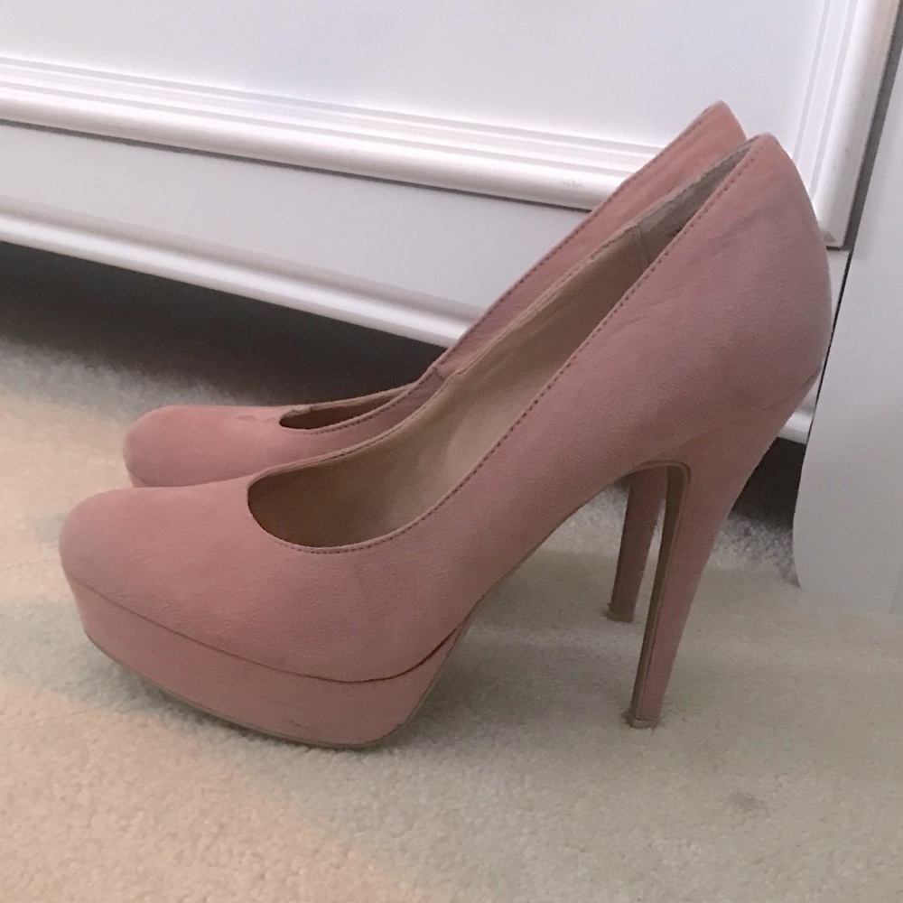 Pink suede pumps